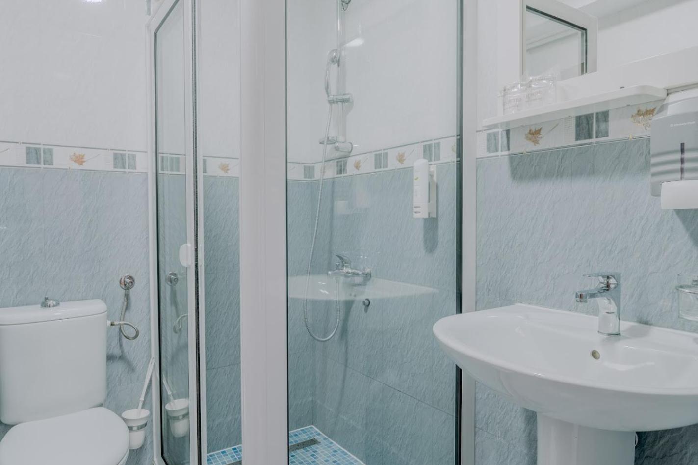 R Hotel Utjeha-Bušat